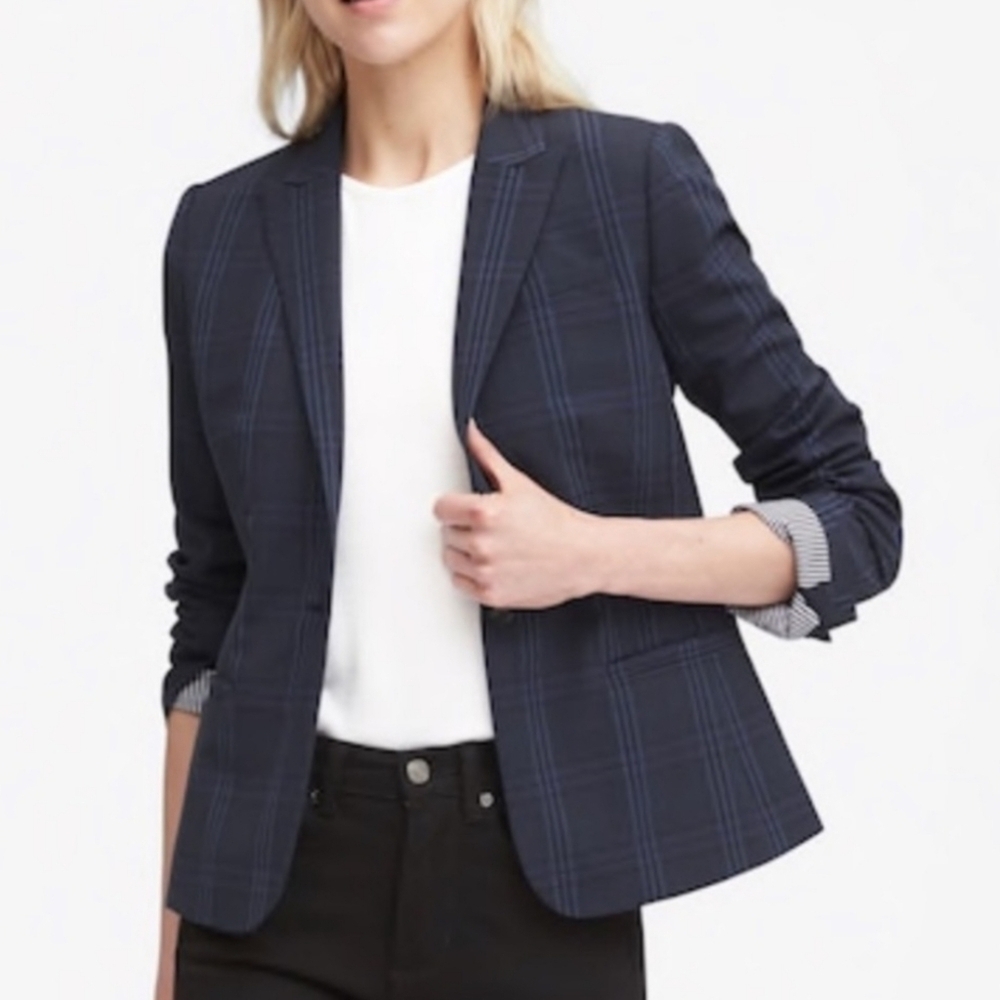 Banana Republic Wool Navey Plaid Blazer Size 6
